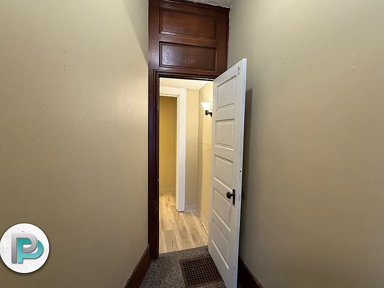 305 N Adams Ave #2 — Photo 11