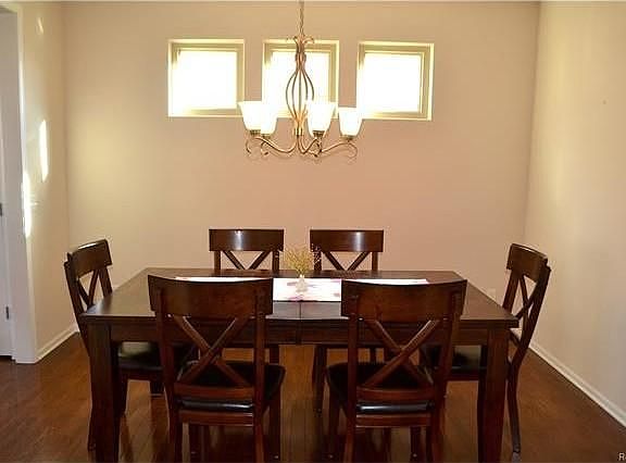 4th image of 1231 Greythorne Dr