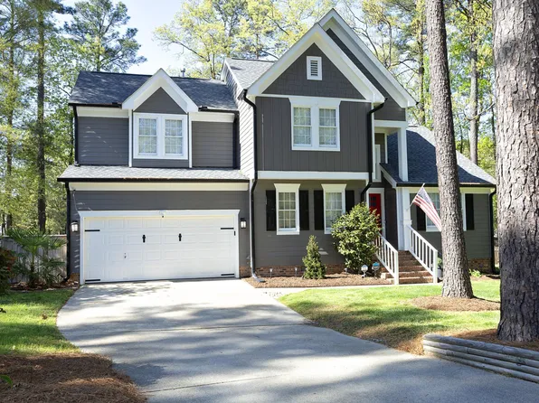 105 Guldahl Ct, Morrisville, NC 27560