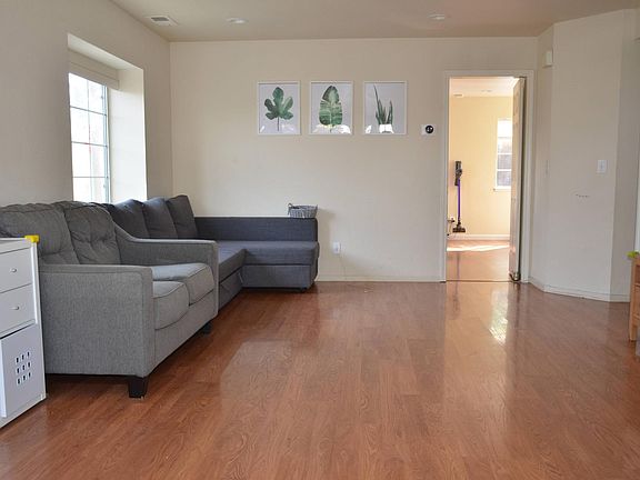3rd image of 1431 David Ln