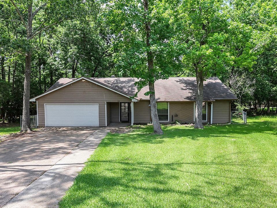 1st image of 31 Oak Cove Ln
