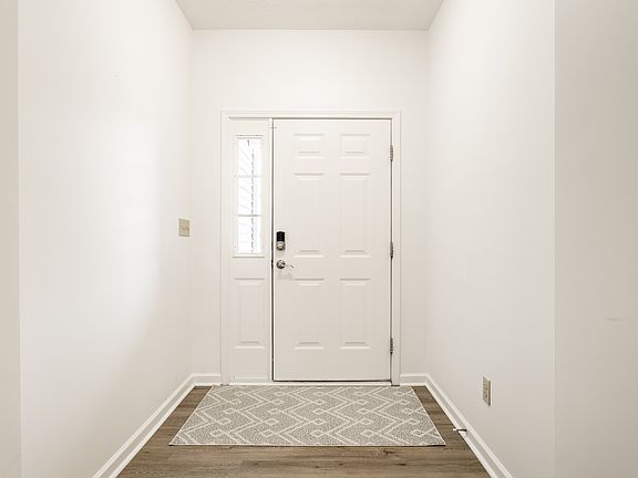 4th image of 18179 Nickel Plate Dr