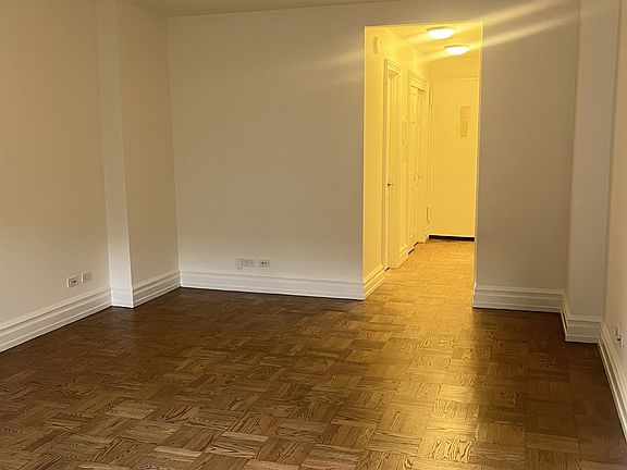 3rd image of 420 E 79th St APT 3F