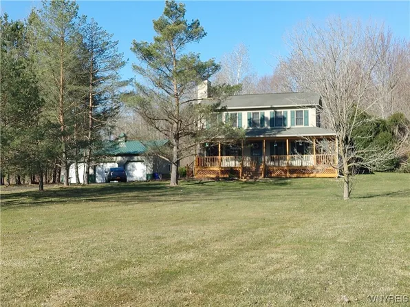 4902 Townline Rd, Medina, NY 14103