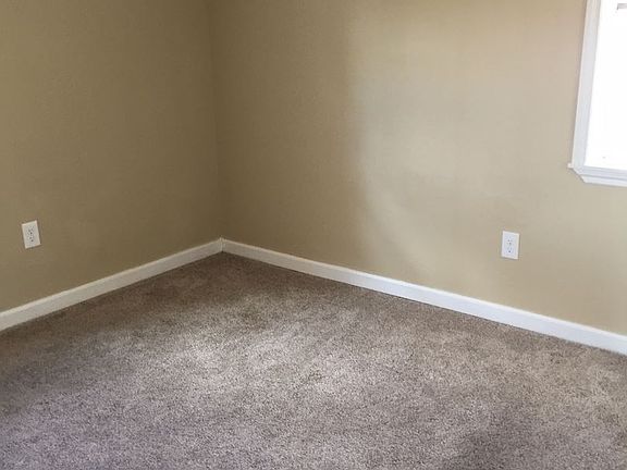 3rd image of 708 W 4th Ave