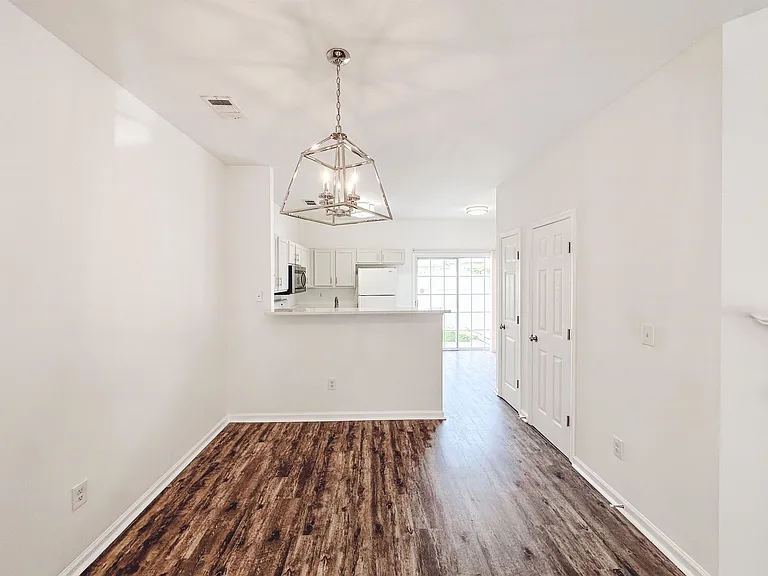 3247 Hidden Cove Cir — Photo 4