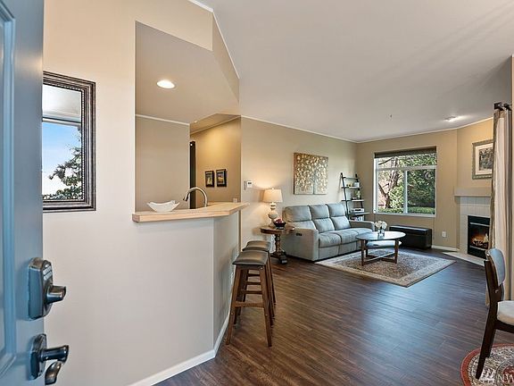4th image of 5801 S 231st St #21-6