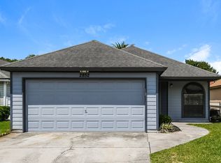 2852 Lantana Lakes Dr E, Jacksonville, FL 32246