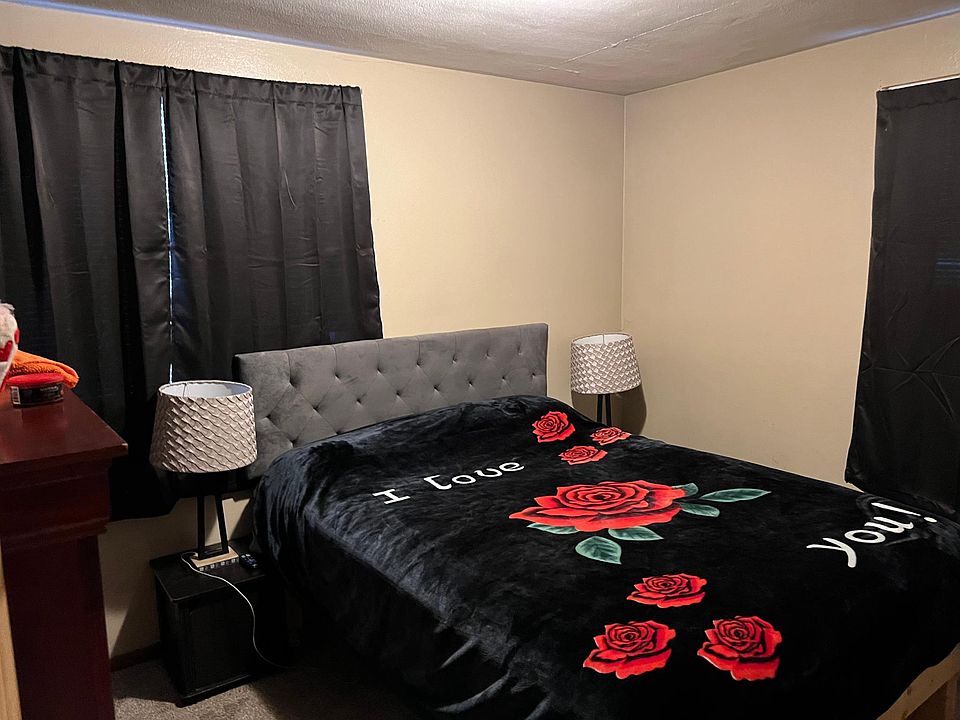 2nd image of 1327 3rd Ave SW APT 1