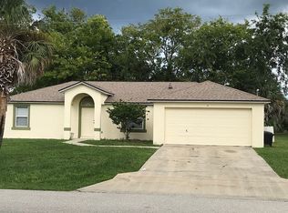 16 Coral Reef Ct N, Palm Coast, FL 32137