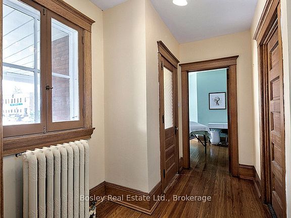 5th image of 404 9th St E