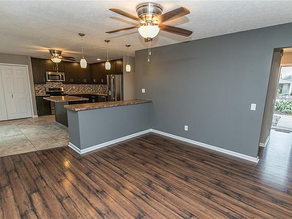 4th image of 11009 Eastwind Ct