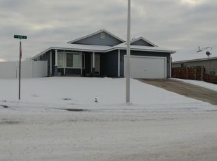 616 N Iler St, Moxee, WA 98936