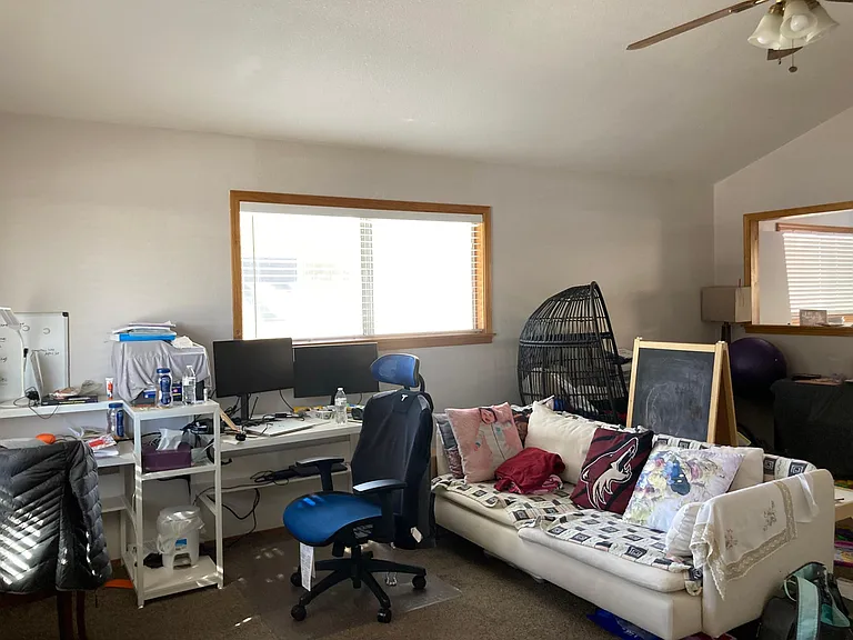 2420 E Eva Loop — Photo 3