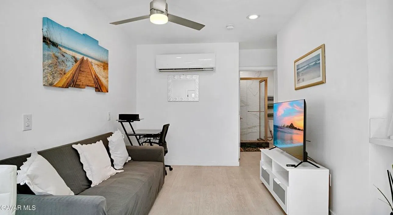 1 bed, 419 sqft, $1,800 — Photo 1