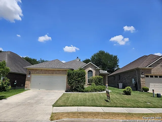 533 Thoreau Trl