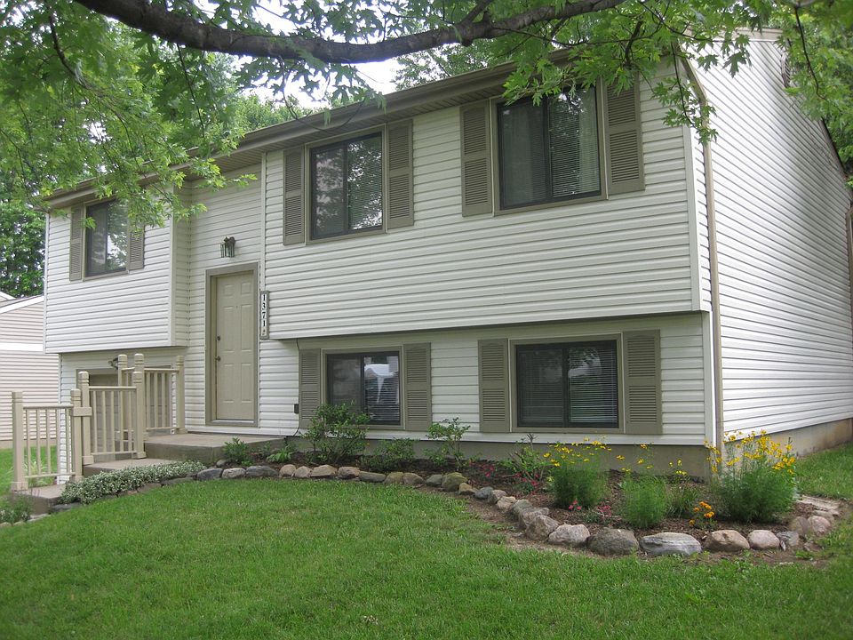 1st image of 1371 Firethorne Dr