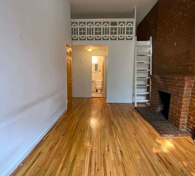 1st image of 125 W 81st St #1A7