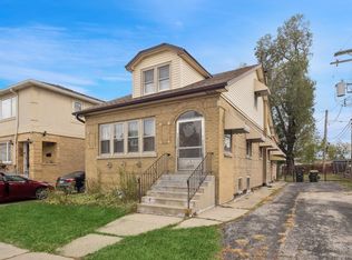 6579 W Ebinger Dr, Niles, IL 60714