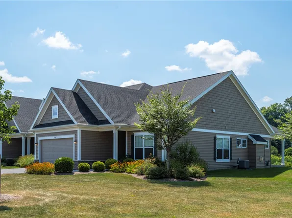 1703 Rivers Run, Rochester, NY 14623