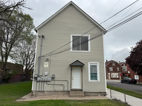 1301 W 150th St #2-R, East Chicago, IN 46312