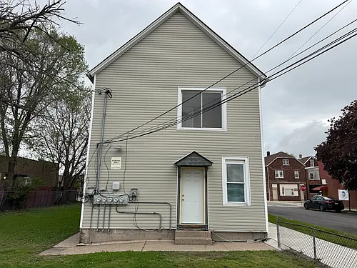 1301 W 150th St #2-R Photo 1