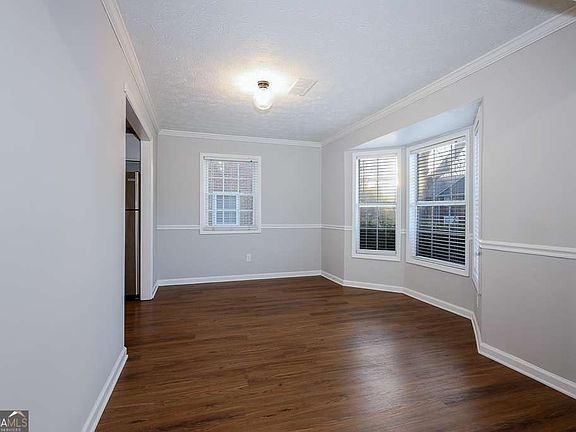 3rd image of 1560 Paces Ferry Ct SE