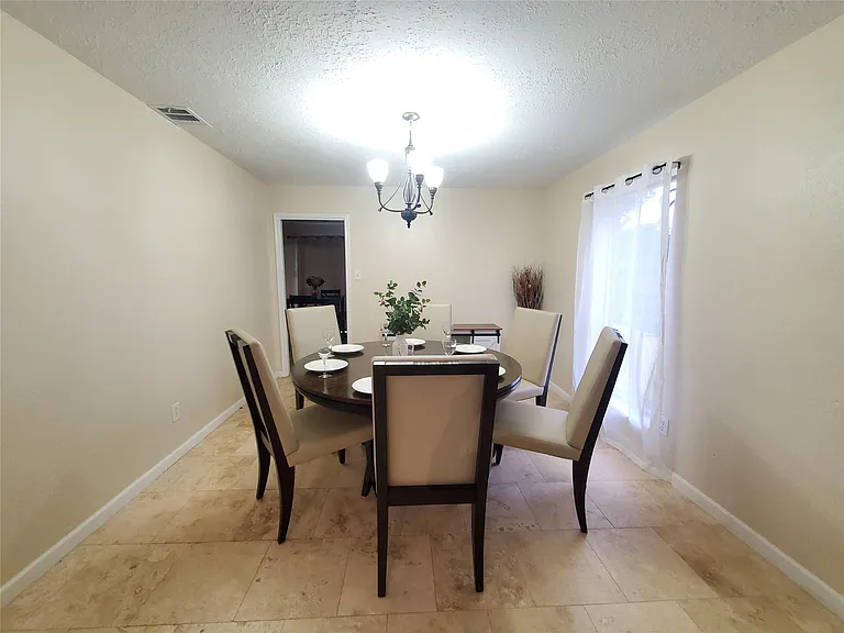 2810 Arrowhead Dr — Photo 10