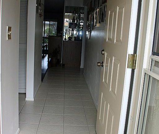 3rd image of 865 Maclaren Dr N APT B