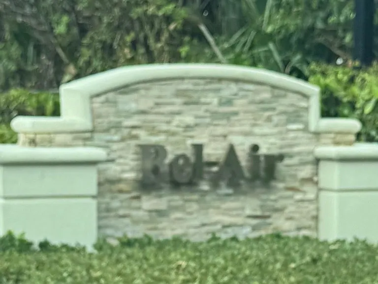 2020 Coral Reef Dr — Photo 2