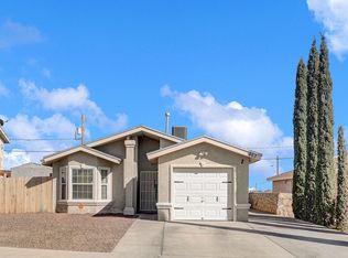 463 Sunrise Hills Dr, Socorro, TX 79928