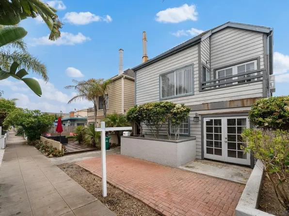 813-15 Isthmus Ct, San Diego, CA 92109