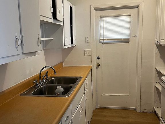 4th image of 2200 Page Ave