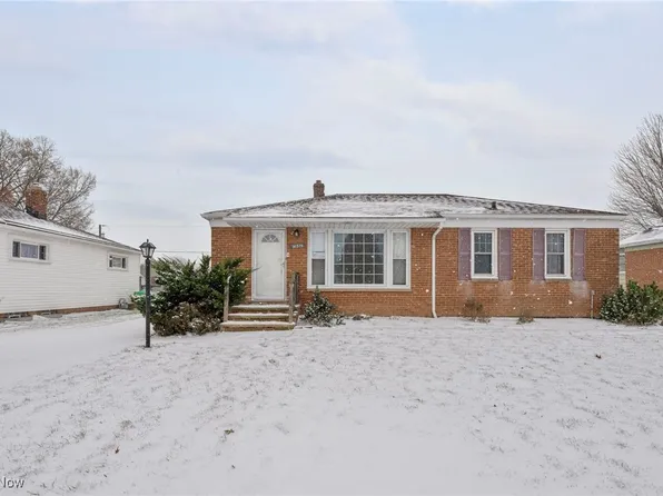 10579 Richard Dr, Parma, OH 44130