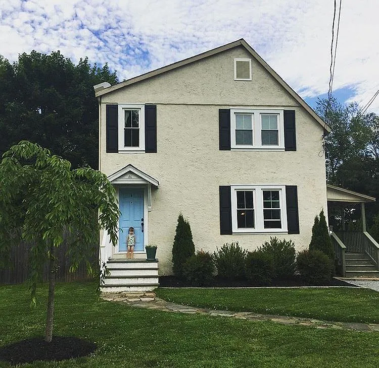 11 Crumley Ave photo 1