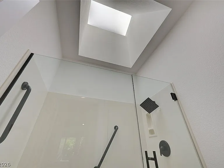 2413 Keiser Ct — Photo 35