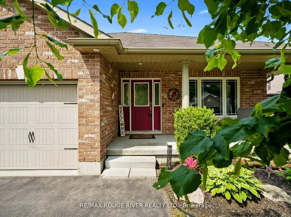 14 Algonquin Ave, Brighton, ON K0K 1H0