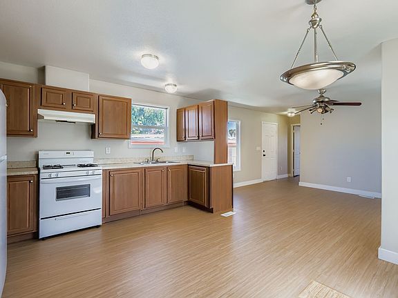 5th image of 2434 E Main St Lot 55