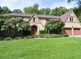 6712 Vendome Ter, Bethesda, MD 20817