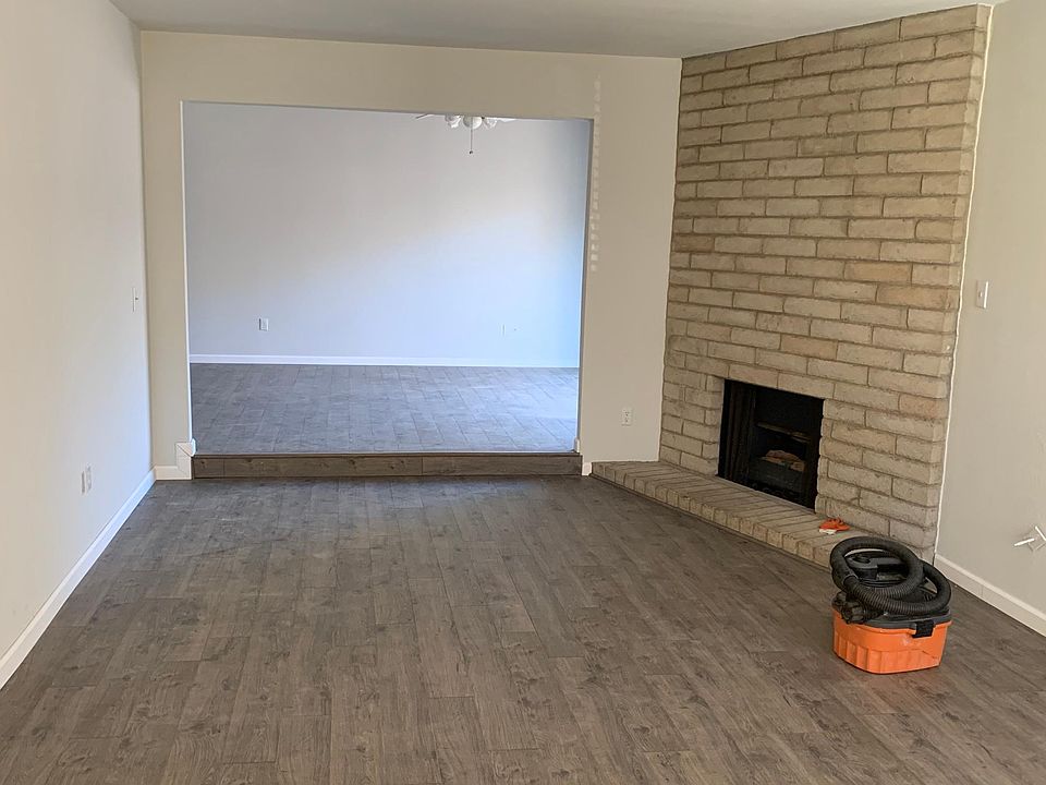 2nd image of 7429 Gallant Cir