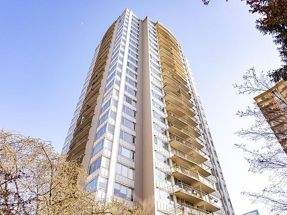 3rd image of 1850 Comox St #501
