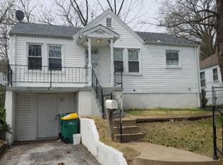 7050 Manette Dr, Saint Louis, MO