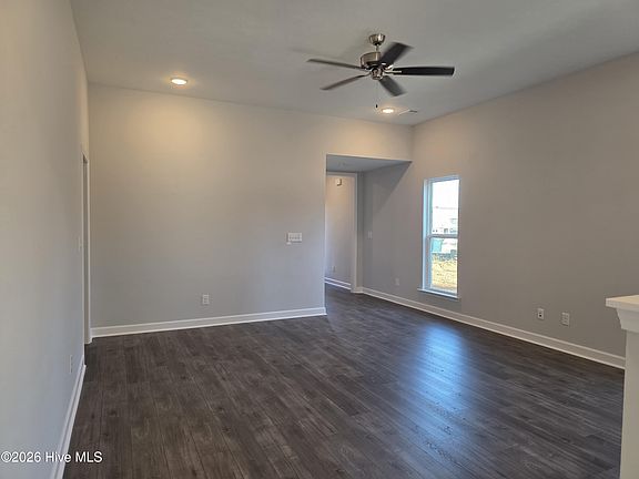 3rd image of 8229 Snelling Drive