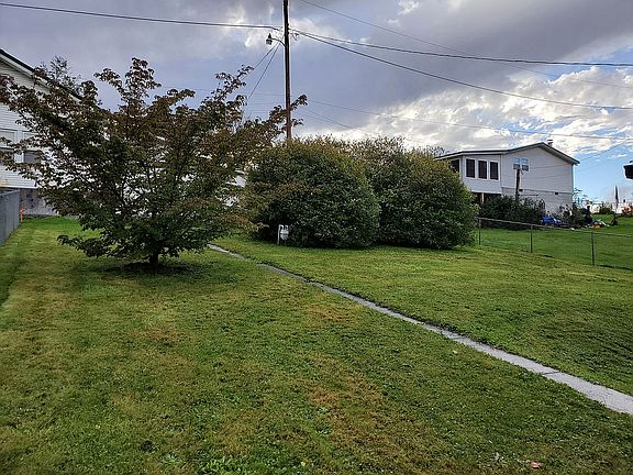 4th image of 109 Clay Ave