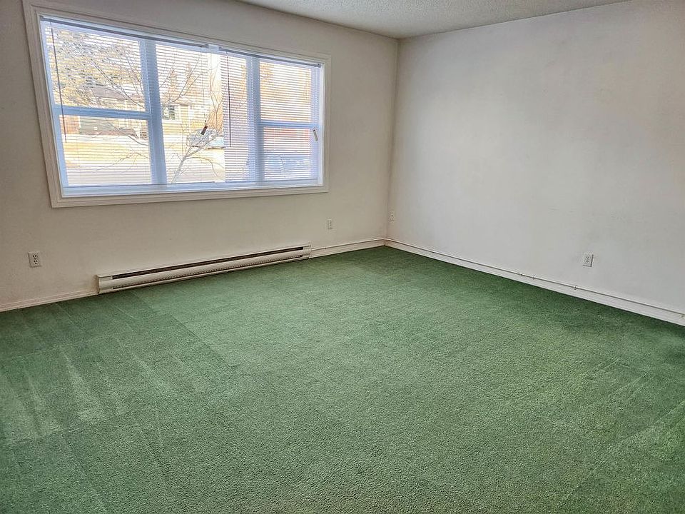 1st image of 10507 102nd Ave #4