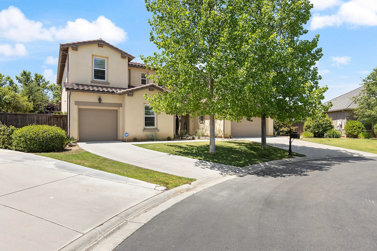 4231 N Meadowlark Court photo 1