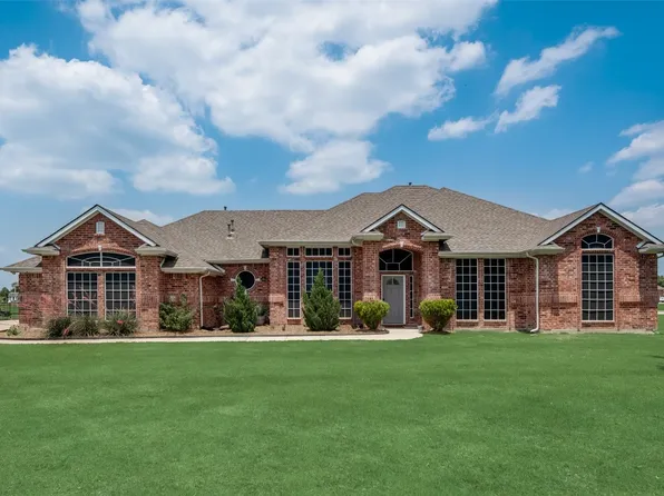 450 Meadow View Dr, Lavon, TX 75166