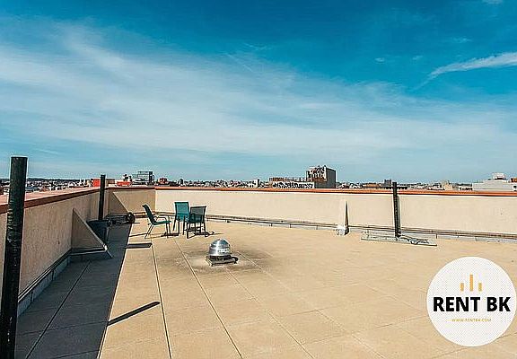 4th image of 865 Willoughby Ave #5GG