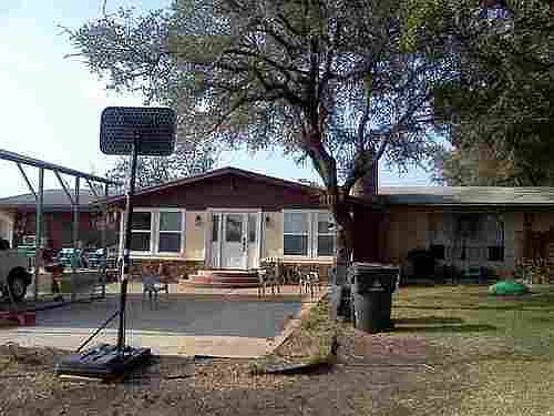 1st image of 1505 Buchanan Dr
