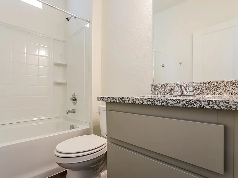4752 N Tower Ct — Photo 17